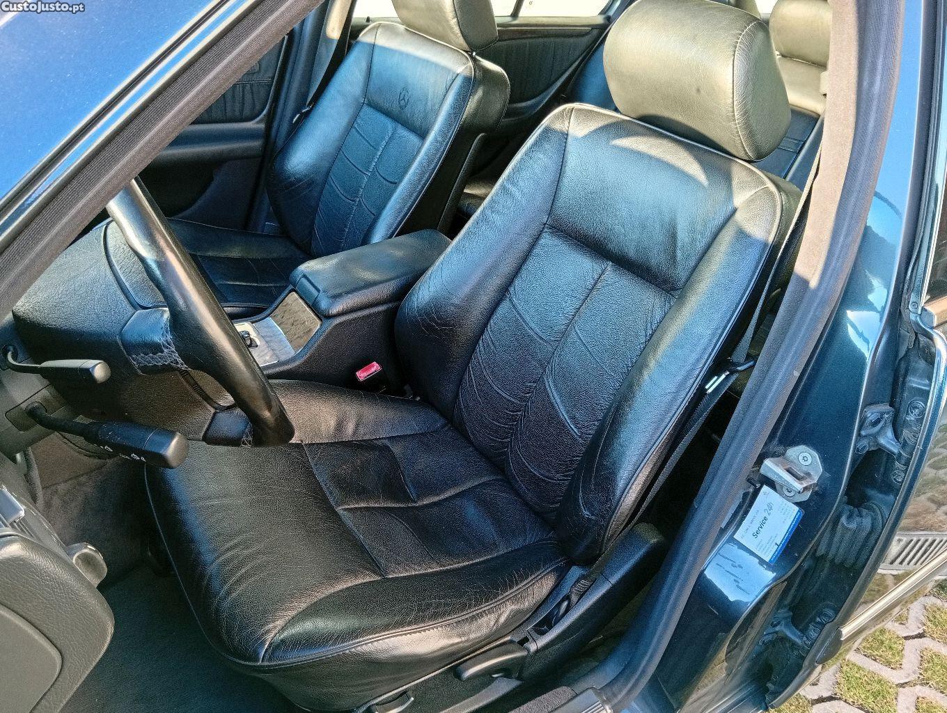 Mercedes-Benz E 300 AVANGARD — photo 5