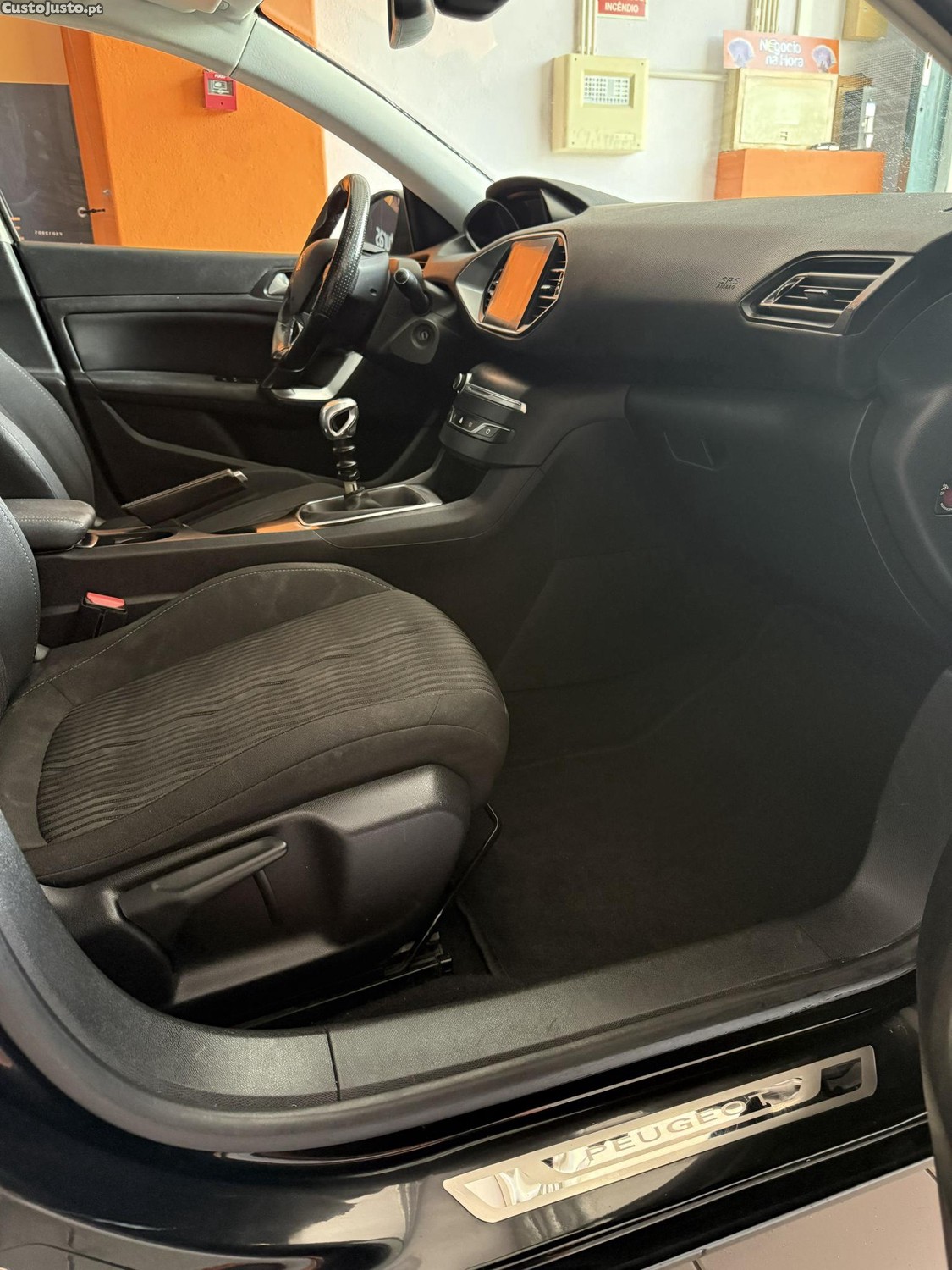 Peugeot 308 1.6 HDI — photo 4