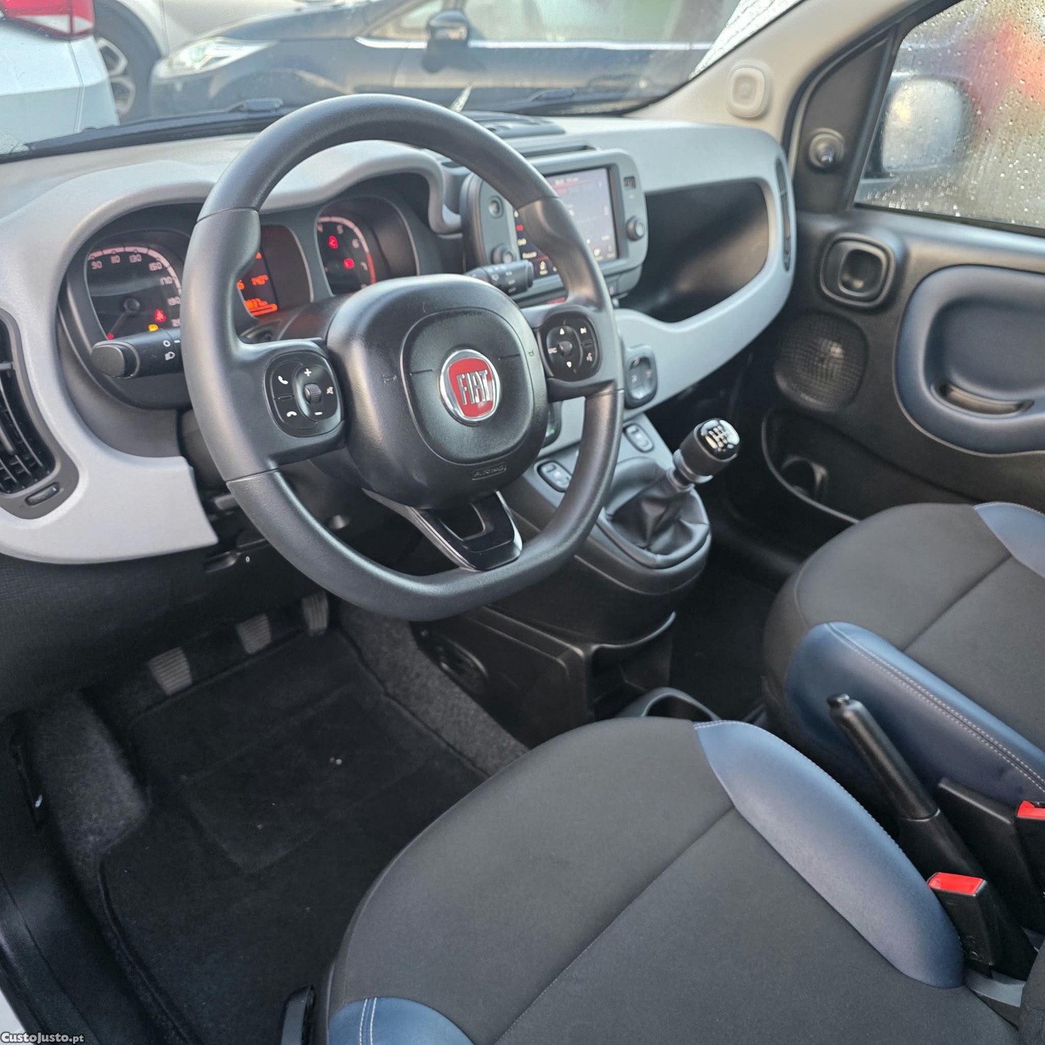 Fiat Panda 1.0 Hybrid City Cross - 22 — photo 5