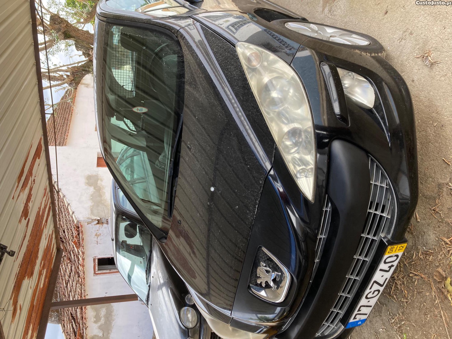 Peugeot 308 Comercial — fotografia 4