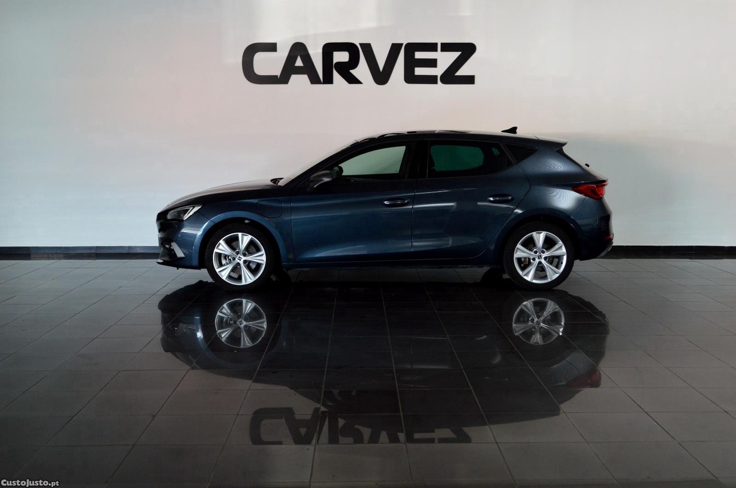 SEAT Leon 1.5 TSI e-Hybrid FR DSG — fotografia 10