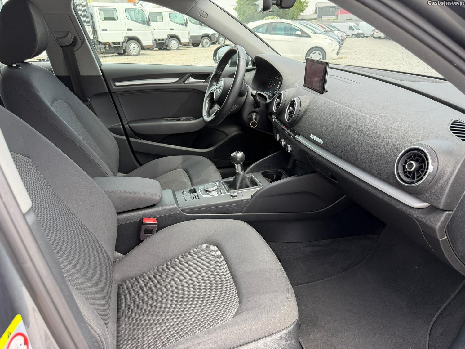 Audi A3 Sportback 1.6 TDI — fotografia 5