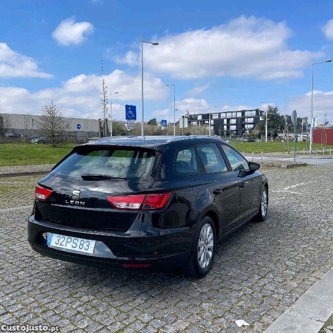 Seat Leon 1.6 ST TDI - 15 foto 2