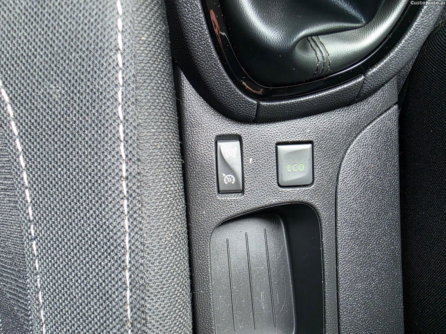 Renault Clio ST 0.9 TCE Limited — fotografia 10