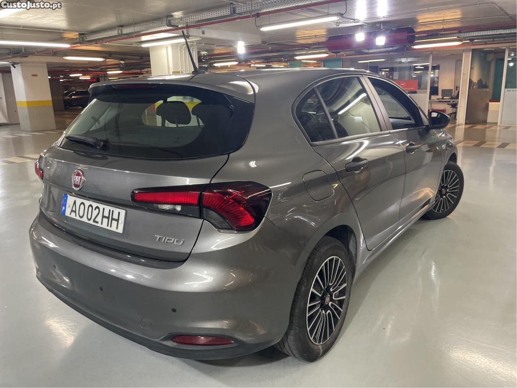 Fiat Tipo 1.3 M-Jet City Life — photo 4