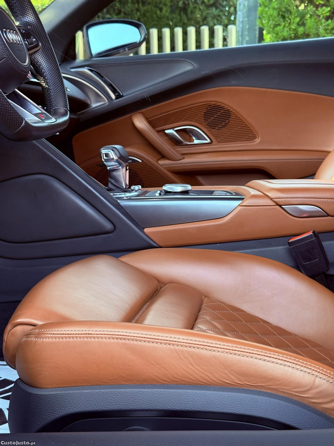 Audi R8 Coupe 5.2 V10 — fotografia 11