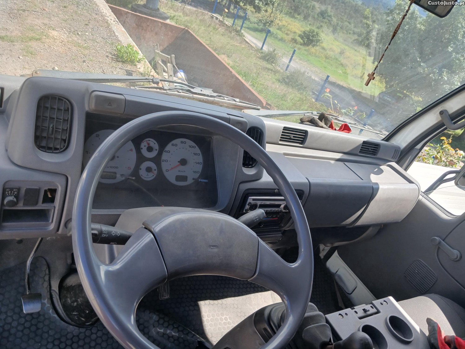 Nissan Cabstar 120-35/3Dc - 02 foto 4