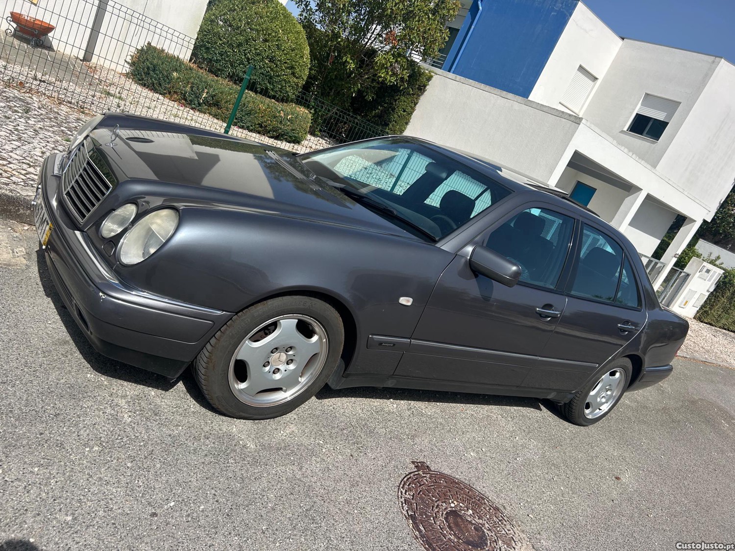Mercedes-Benz E 240 Avantgarde - 99 foto 5