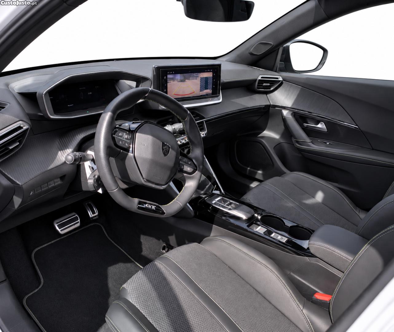 Peugeot e-2008 GT 156CV 54Kwh (AUTO) - 24 — photo 4