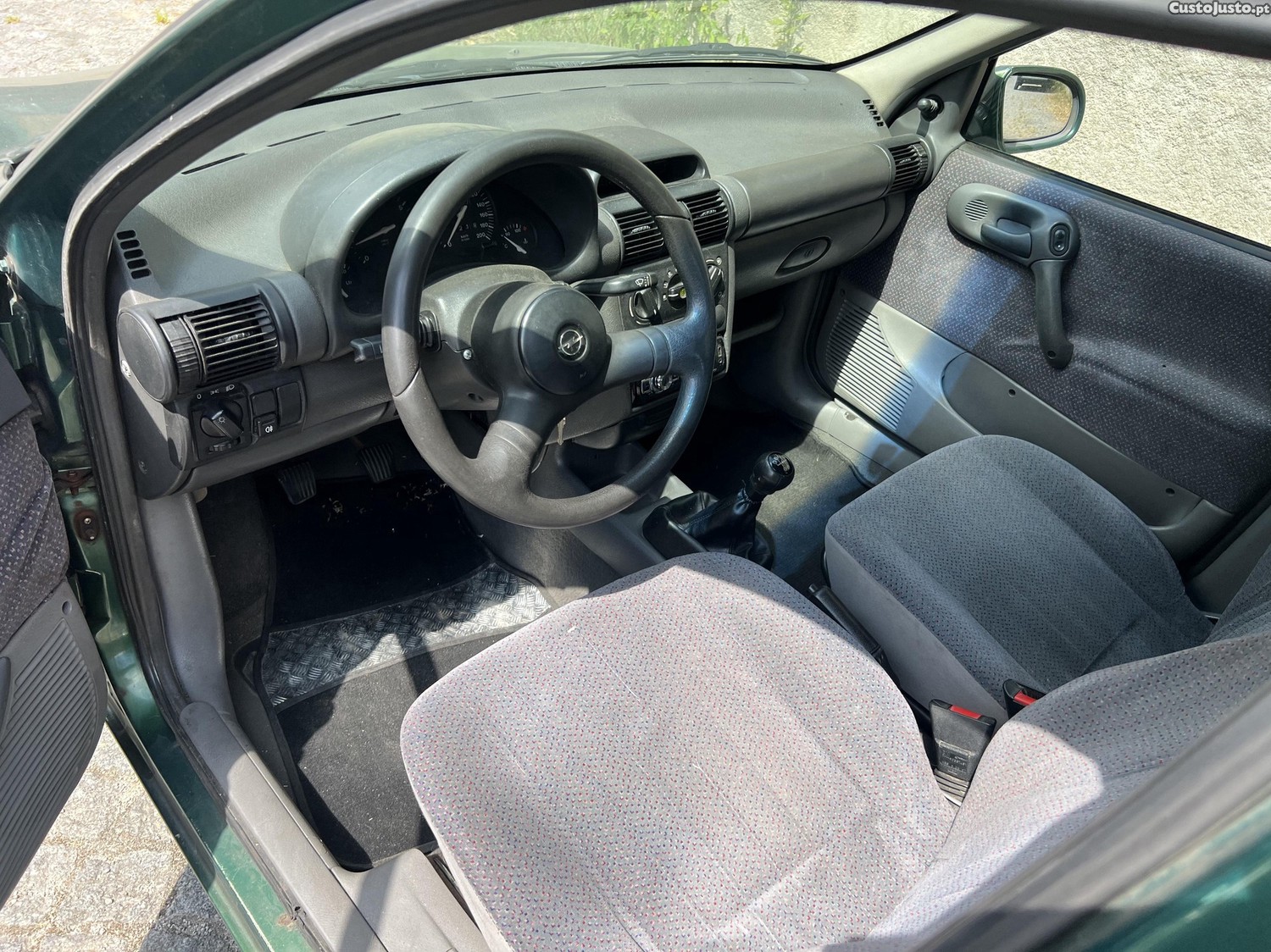 Opel Corsa 1.2 gasolina — photo 5