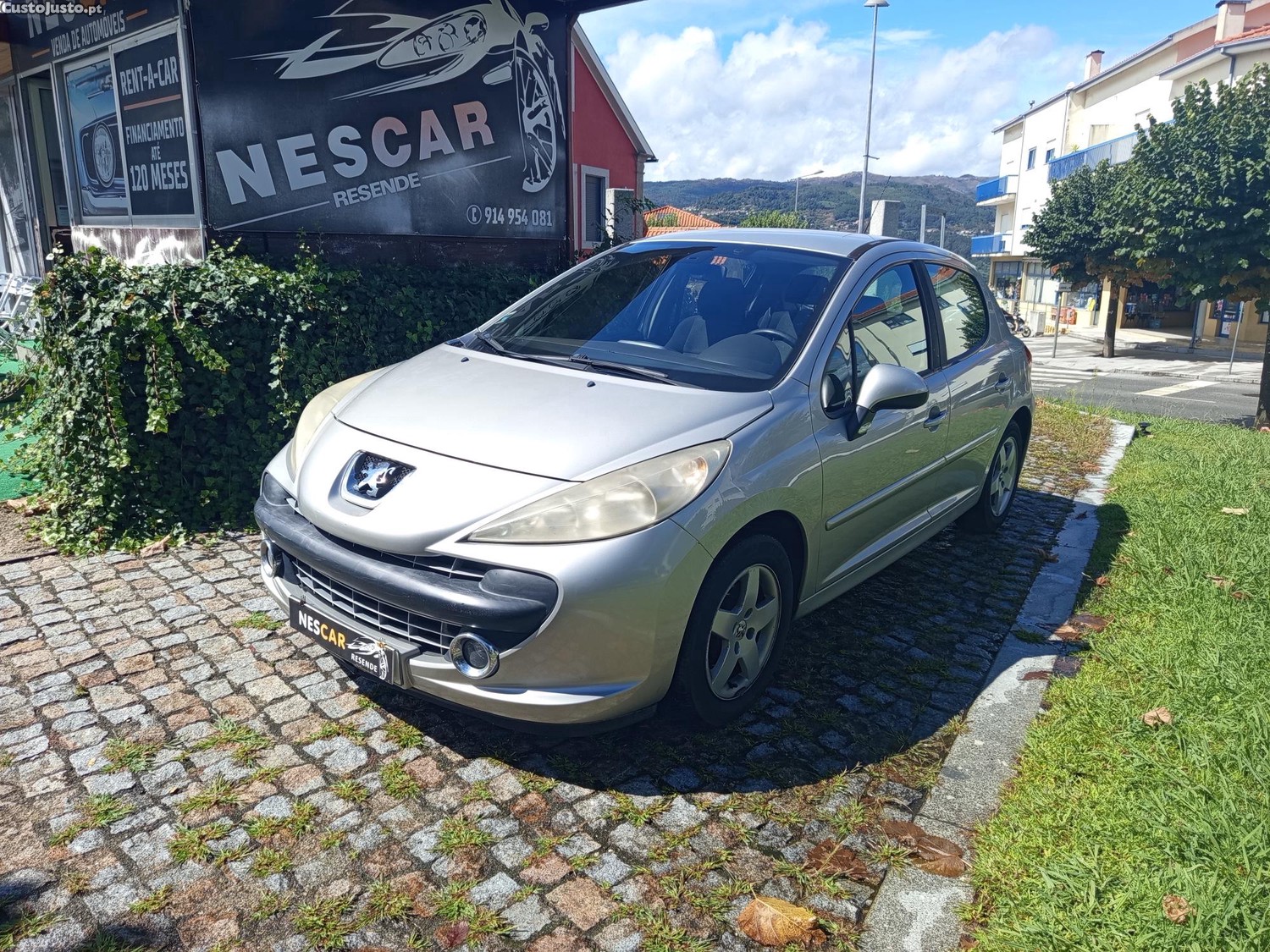 Peugeot 207 1.4 Hdi Premium - 07 foto 2
