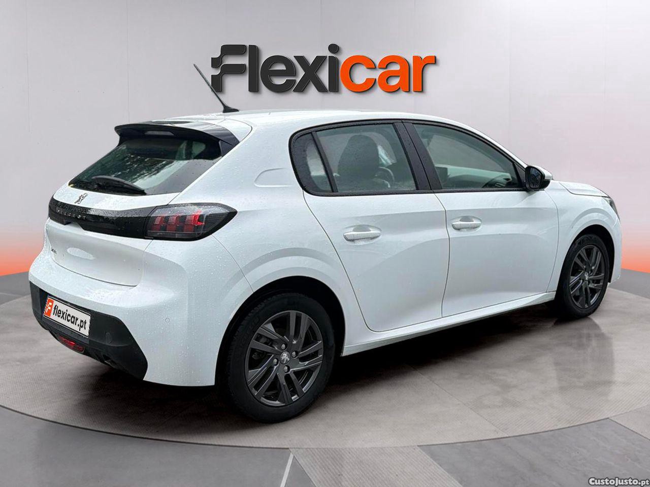 Peugeot 208 1.2 PureTech Active Pack — fotografia 11