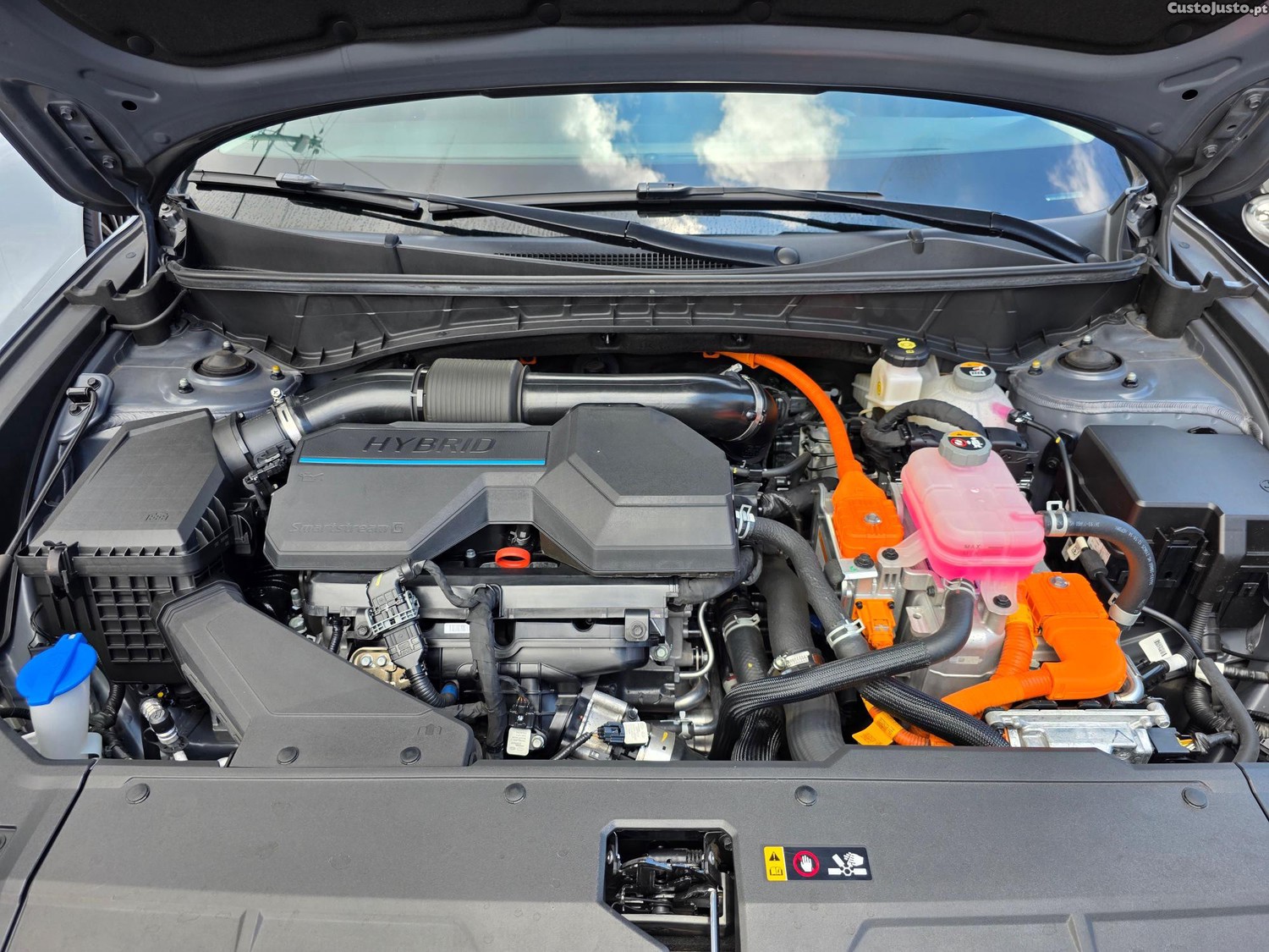 Hyundai Tucson HEV 1.6 T-GDI Premium — fotografia 2