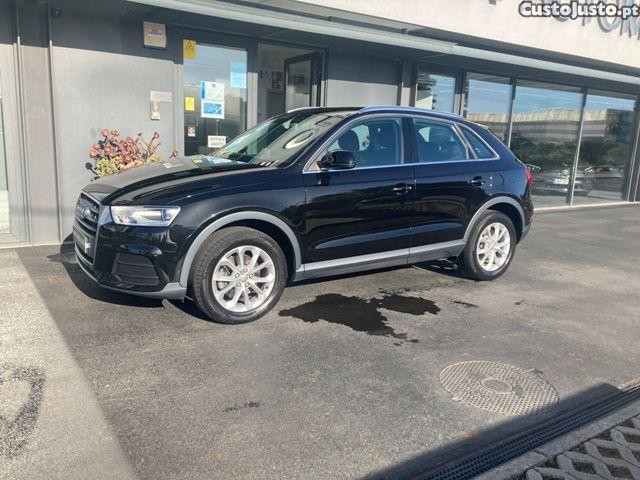 Audi Q3 2.0 TDI Design - 16 foto 4