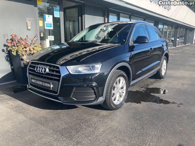 Audi Q3 2.0 TDI Design - 16