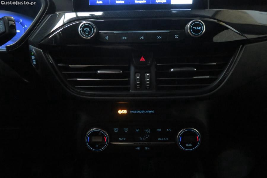 Ford Kuga 1.5 EcoBoost ST-Line — fotografia 11
