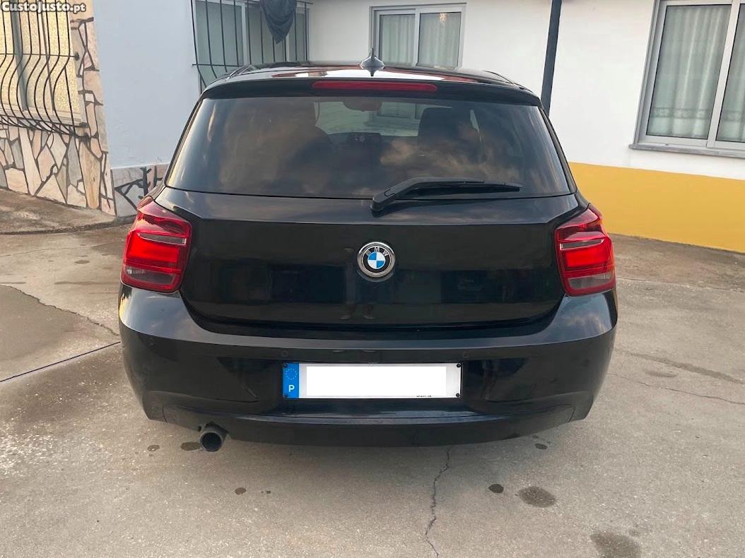 BMW 118 d Line Sport — fotografia 8
