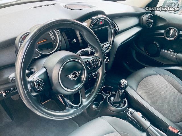 MINI One 1.5 Gasolina 5 p 2019 - 19 foto 5