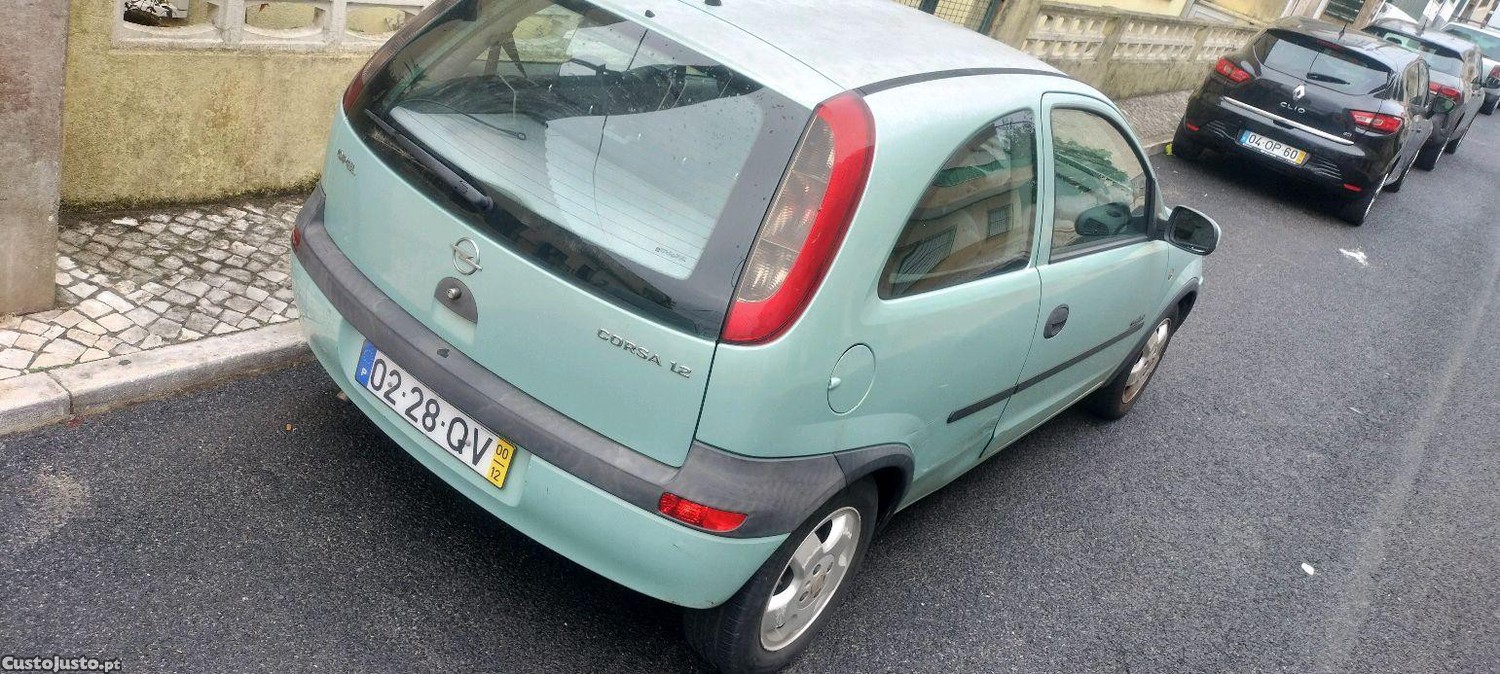 Opel Corsa C 1.2 16V - 00 foto 2
