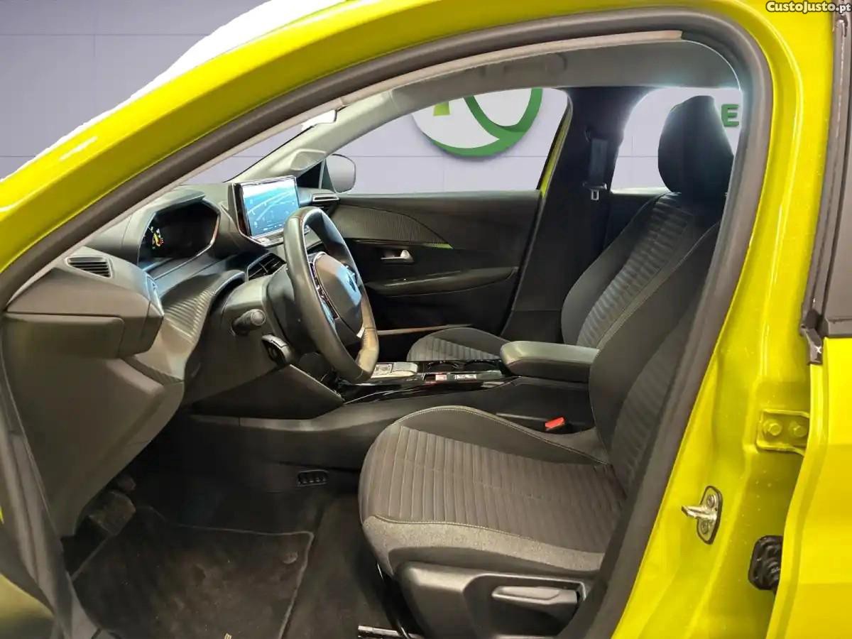 Peugeot e-208 50 kWh Active — fotografia 4