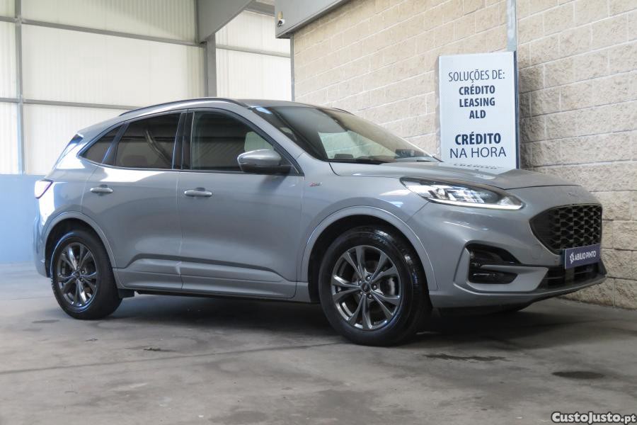 Ford Kuga 1.5 EcoBoost ST-Line — fotografia 27