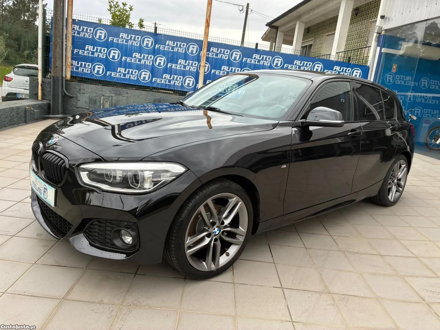 BMW 116 d Pack M - 17