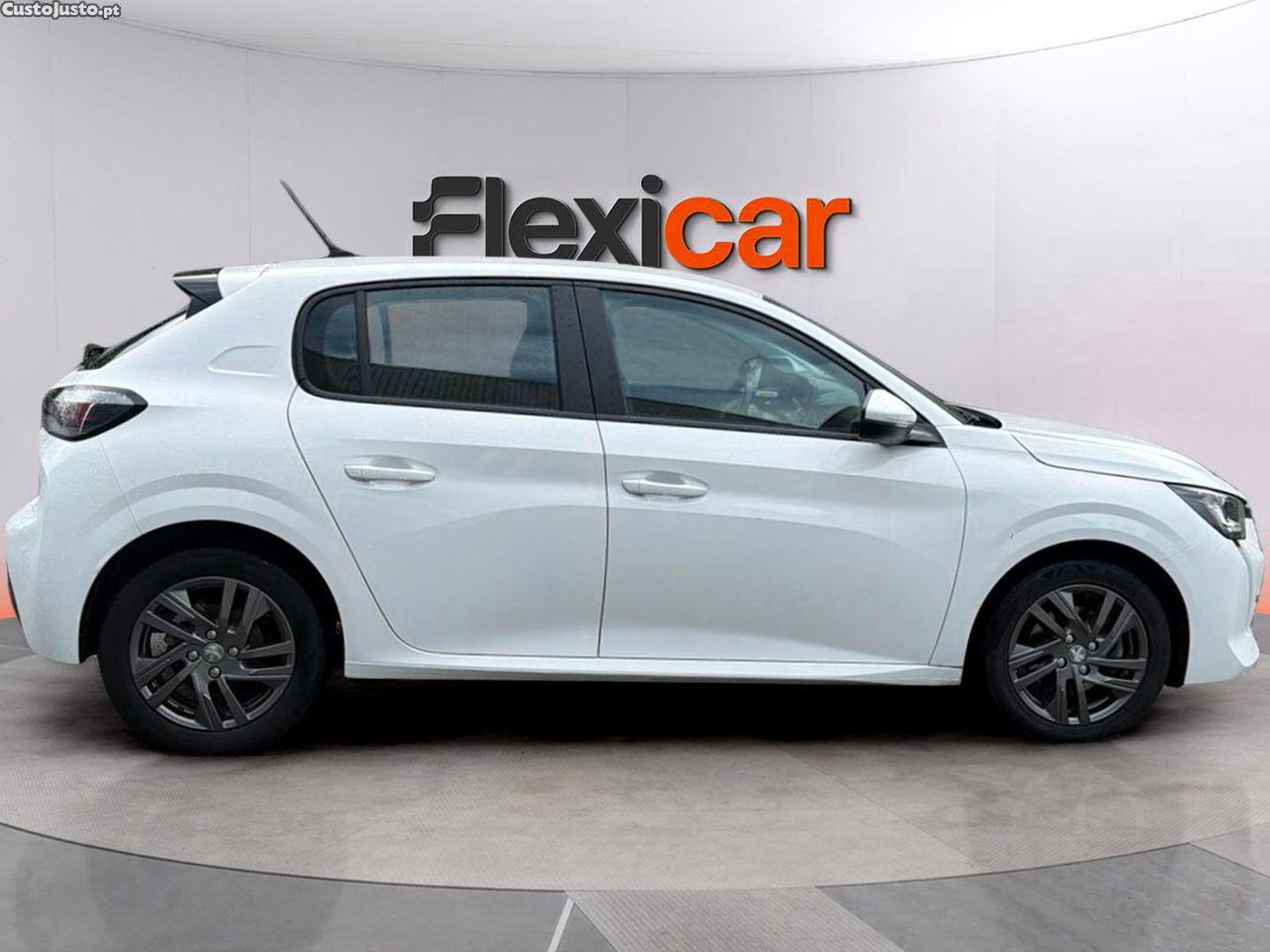 Peugeot 208 1.2 PureTech Active Pack — fotografia 15