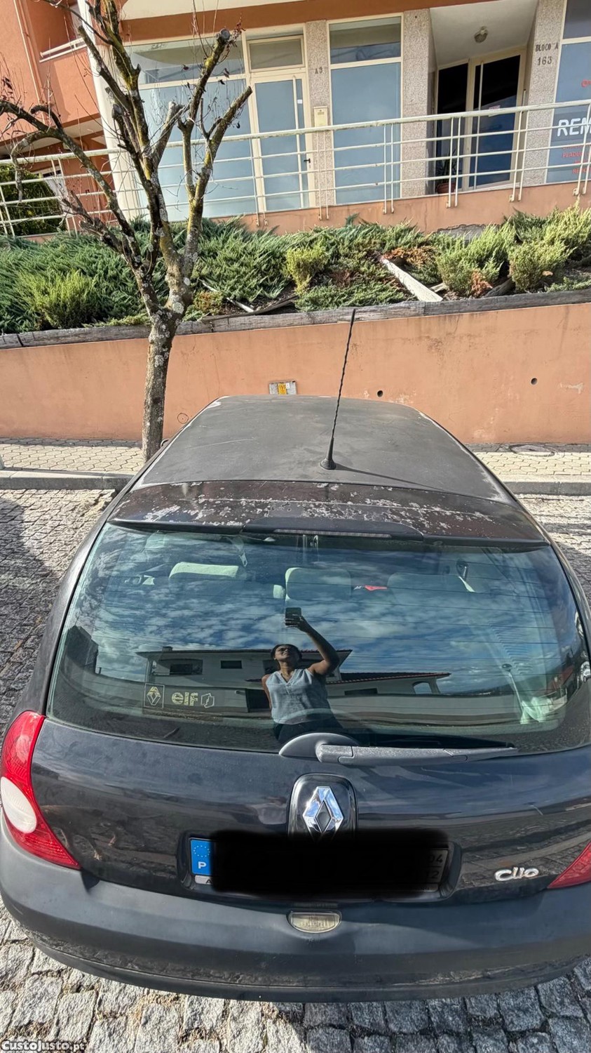 Renault 4 - Clio — fotografia 7