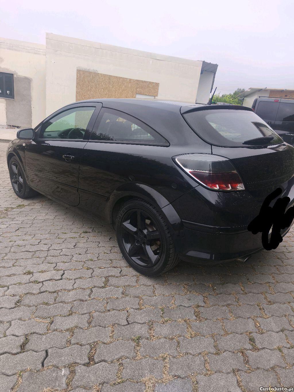 Opel Astra 1.7 GTC sport — fotografia 7