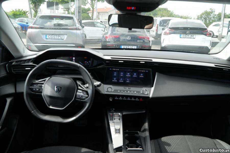 Peugeot 308 PureTech 130 EAT8 Ac — fotografia 5