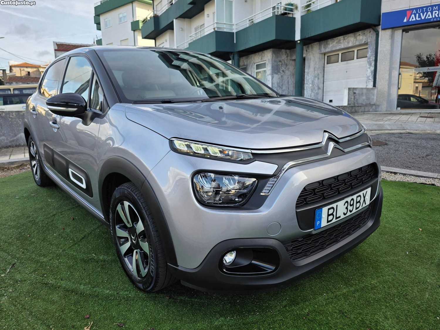 Citroën C3 1.2 PureTech Shine Pack — photo 3