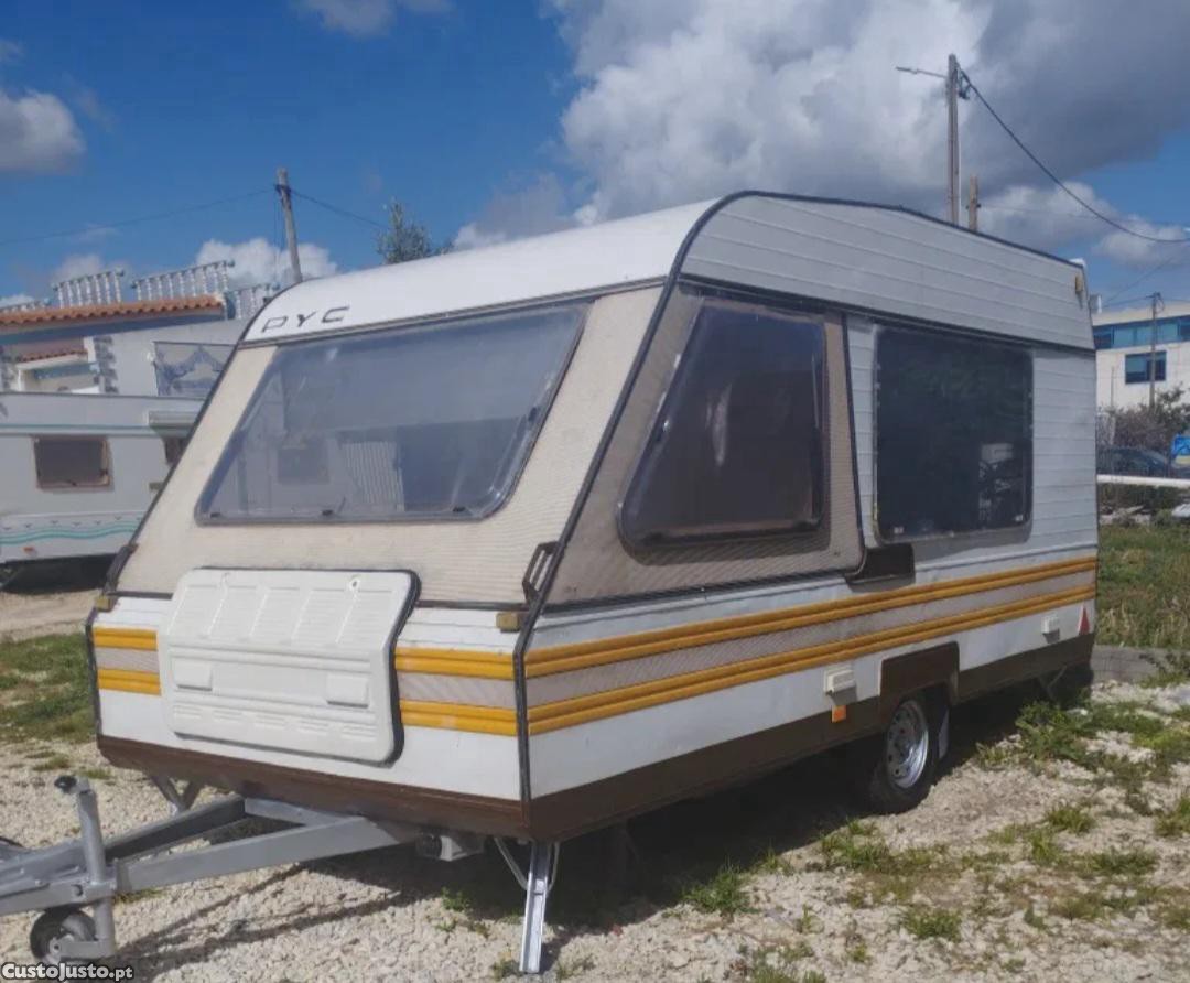 Caravana grande e barata,com documentos