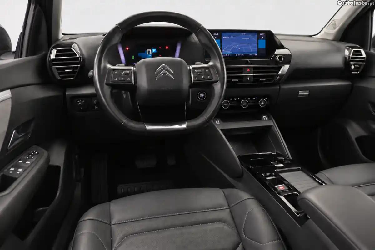 Citroën C4 1.2 PureTech Shine Pack EAT8 — photo 4