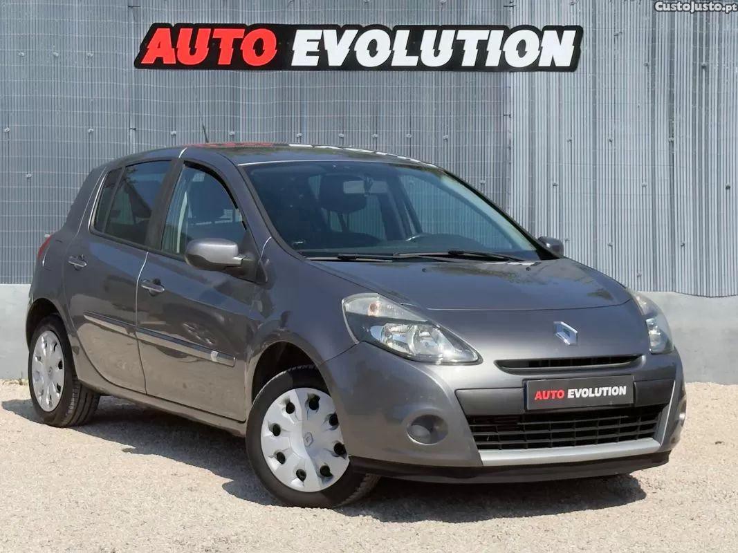 Renault Clio 1.5 dci dynamique s — fotografia 13