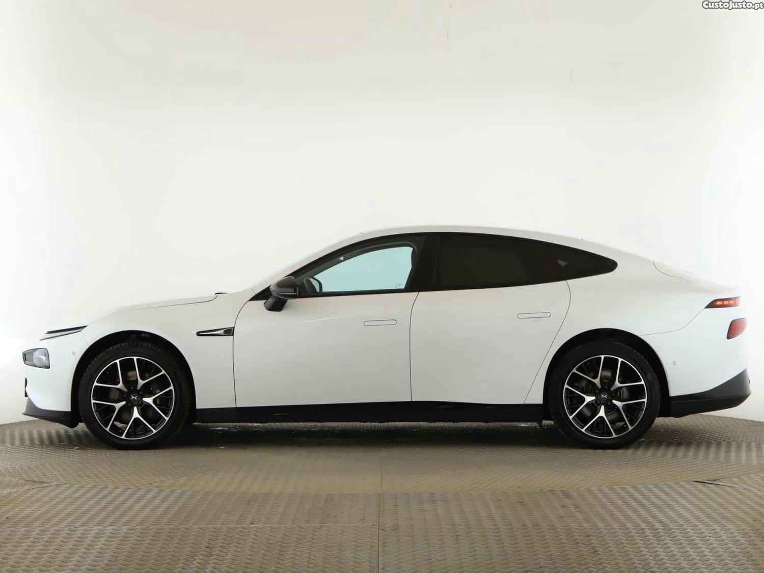 86.2 kWh AWD Performance - 25 — photo 2