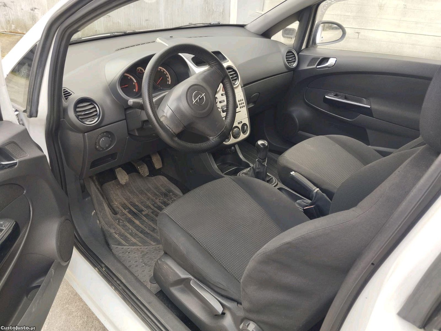 Opel Corsa 1.9tdi — fotografia 3