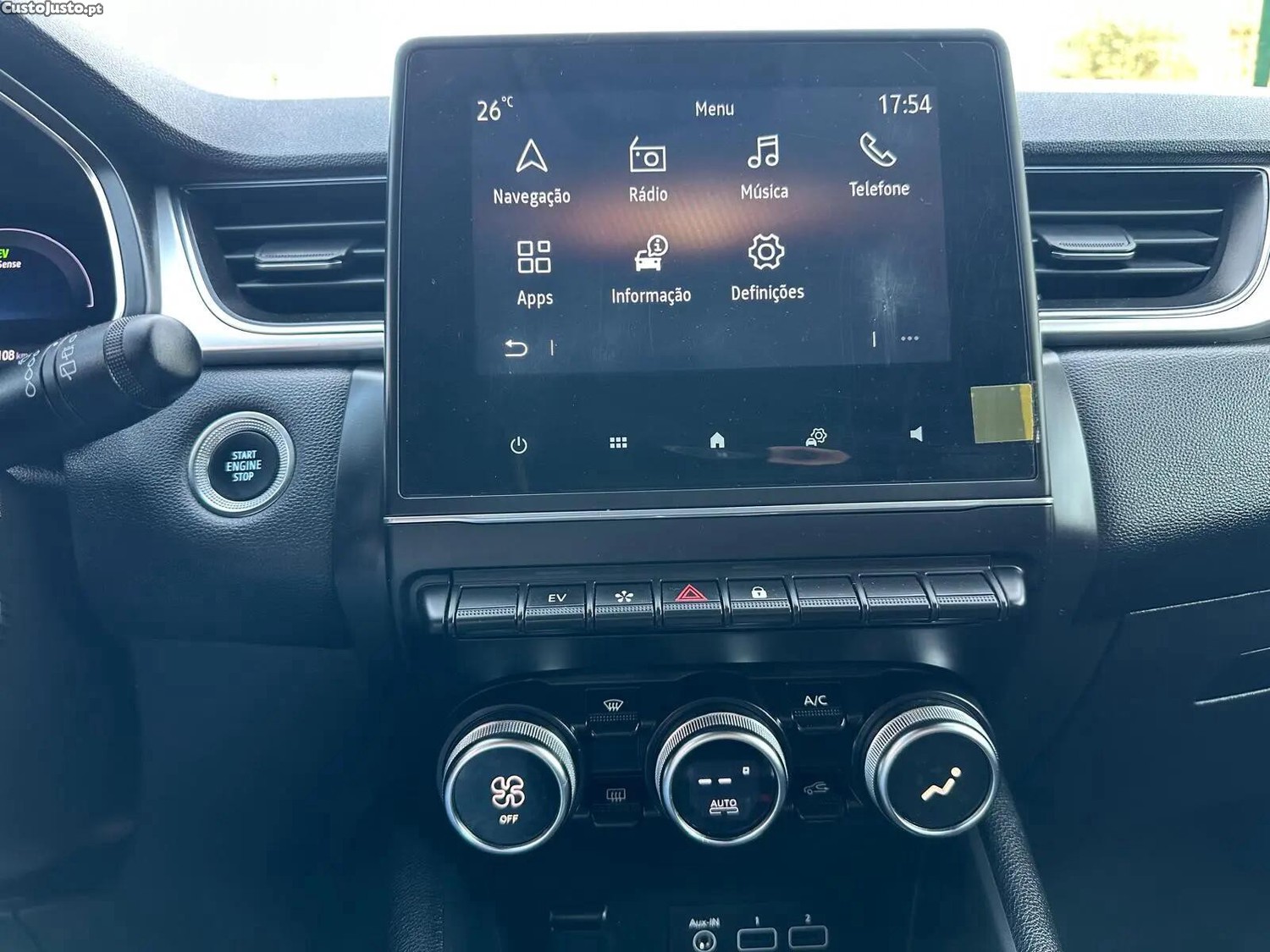 Renault Captur 1.6 E-Tech Intens — fotografia 4