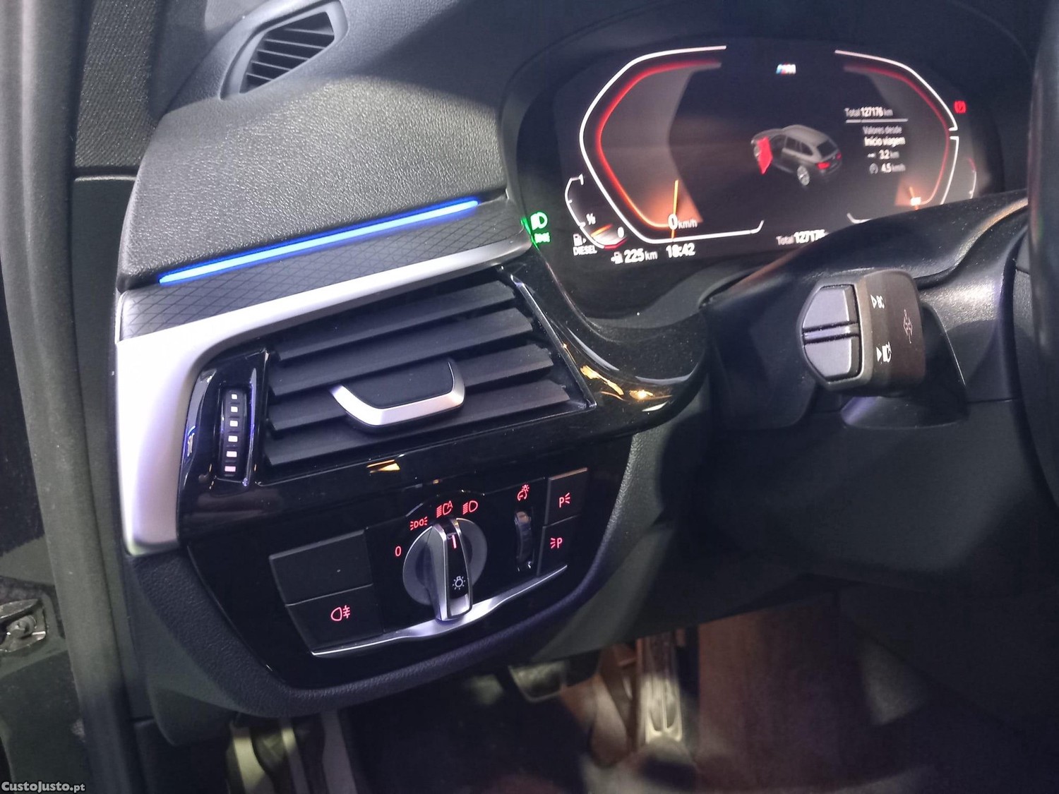 BMW 520 d Pack Desportivo M Auto — fotografia 9