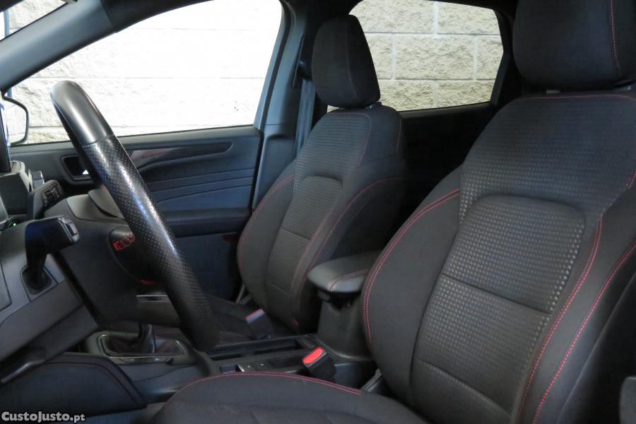 Ford Kuga 1.5 EcoBoost ST-Line — fotografia 23