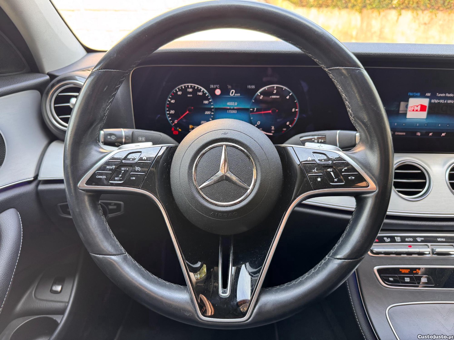 Mercedes-Benz E 220 d Avantgarde - 22 foto 5