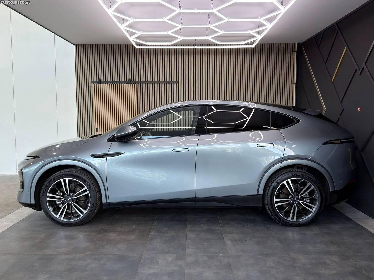   68.5 kWh - 25 foto 2