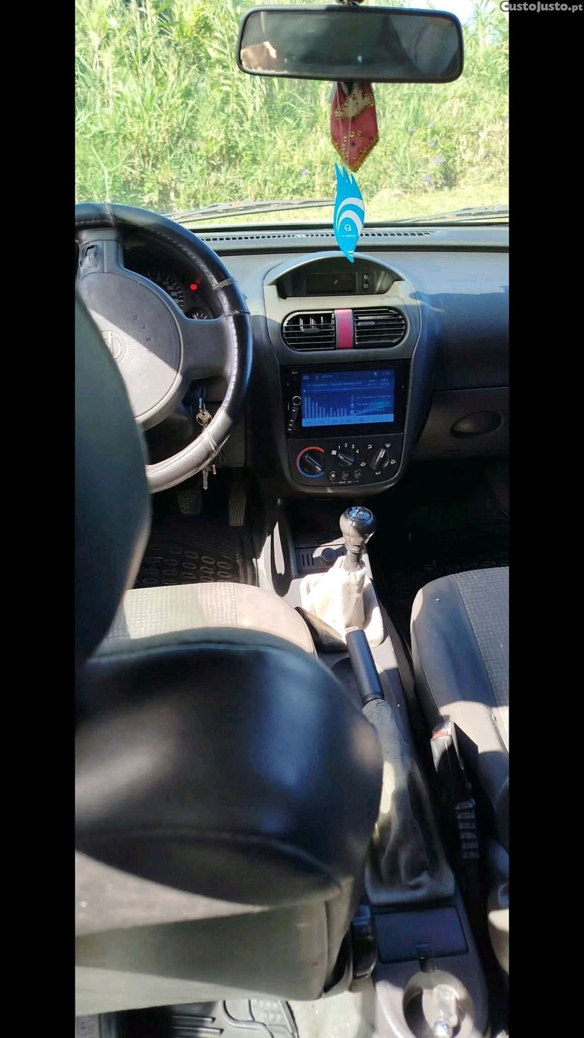 Opel Corsa 1700 DCI - 02 foto 5
