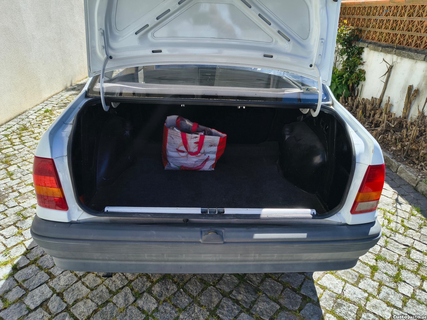 Opel Kadett 1.3 LS — fotografia 9