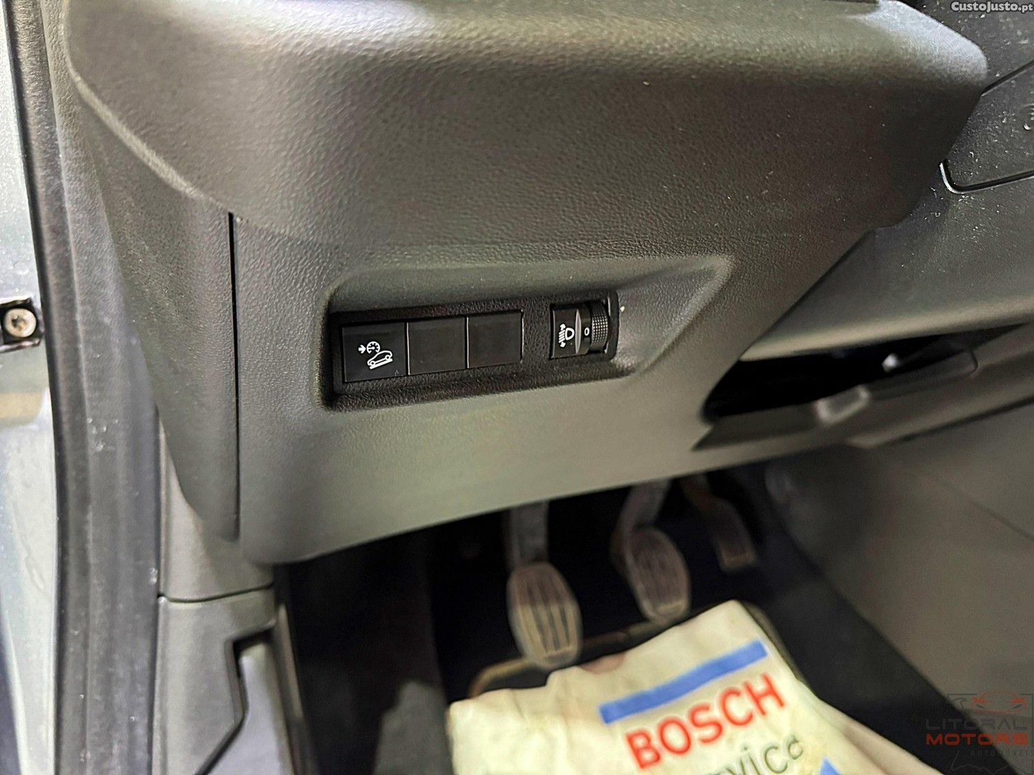 Jeep Avenger 1.2 GSE T3 Altitude — fotografia 6