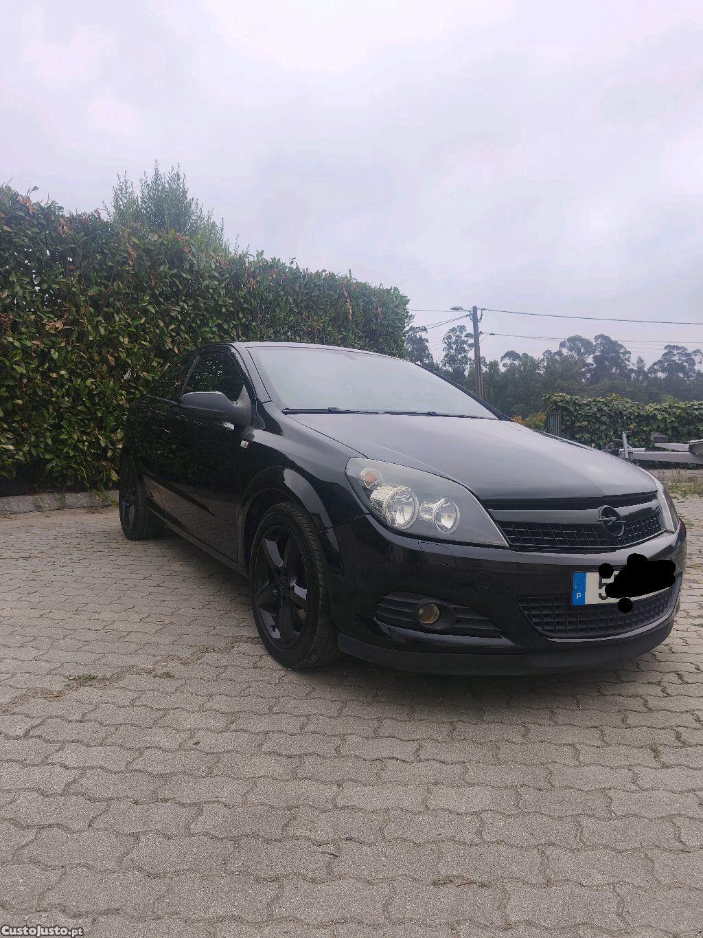 Opel Astra 1.7 GTC sport — fotografia 5