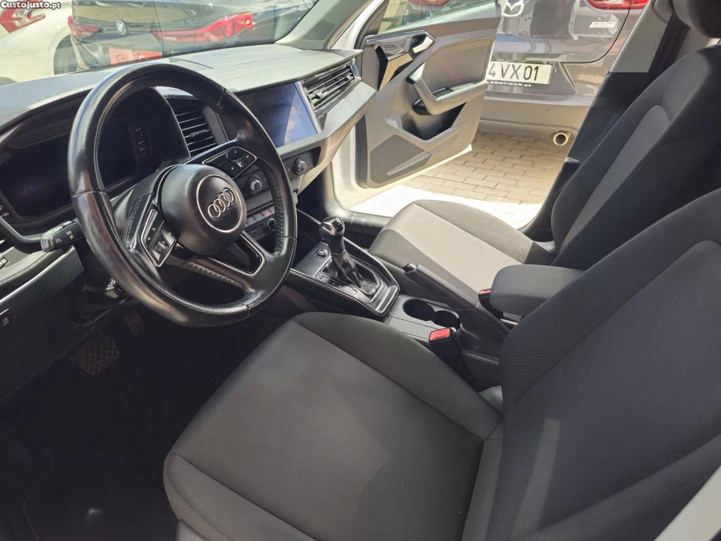 Audi A1 30 tfsi advanced s tronic — fotografia 5