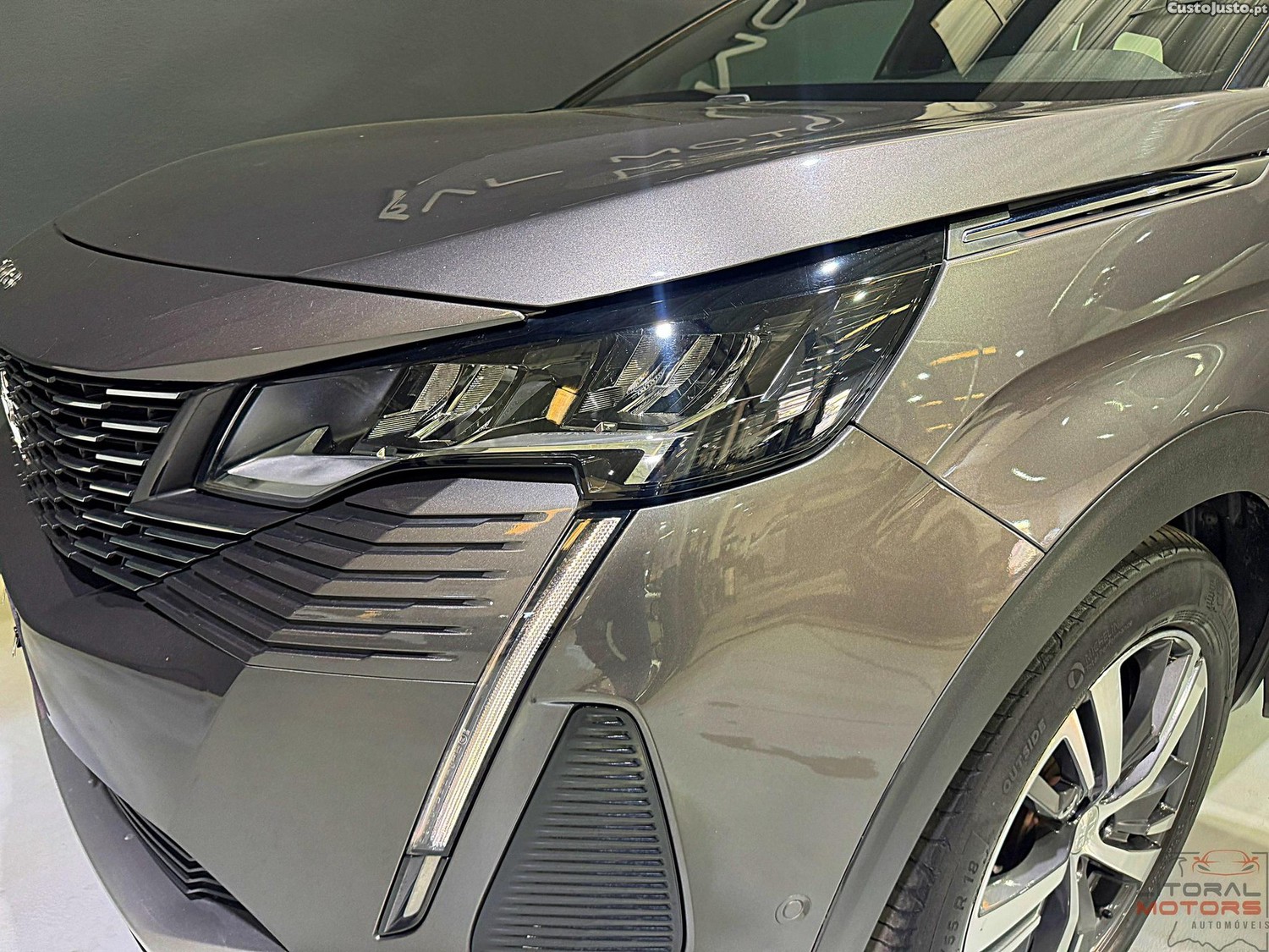 Peugeot 5008 1.2 PureTech Allure Pack EAT8 - 23 — photo 5