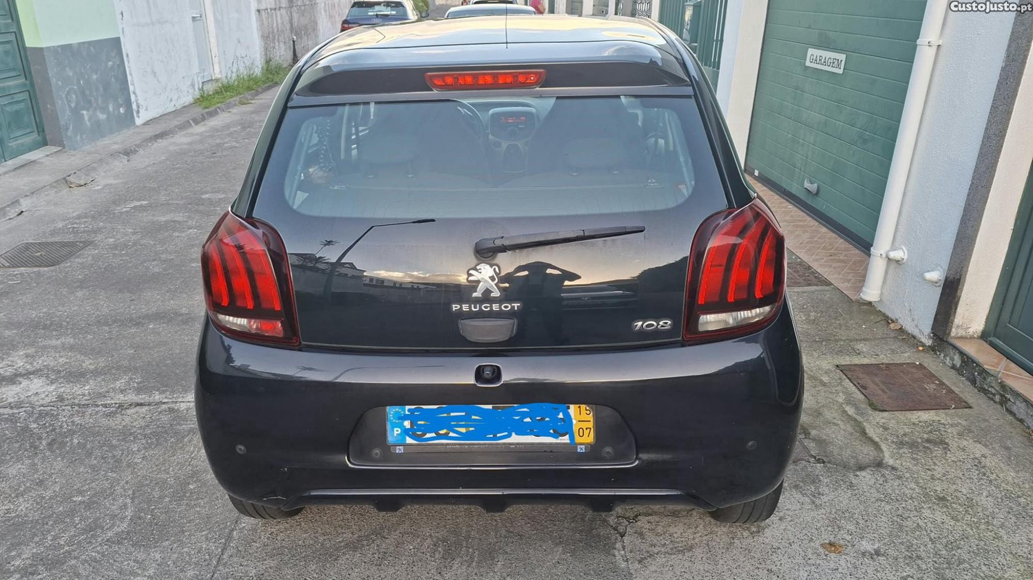 Peugeot 108 Hatchback - 15 foto 3