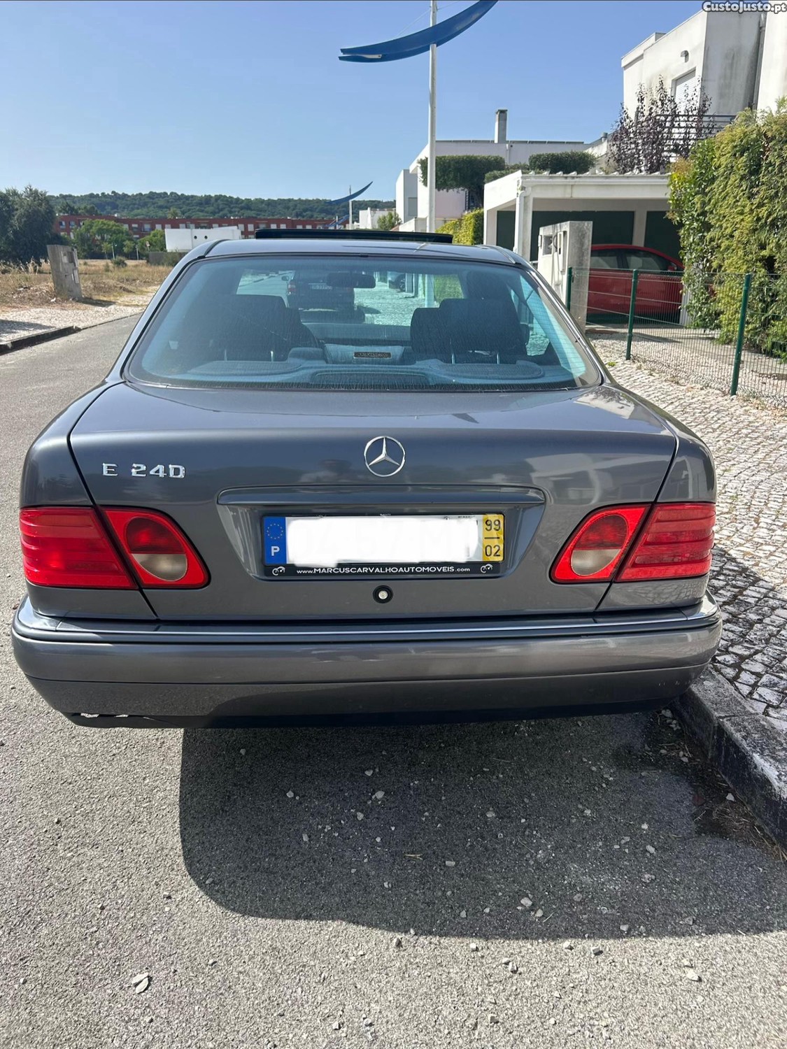 Mercedes-Benz E 240 Avantgarde - 99 foto 4