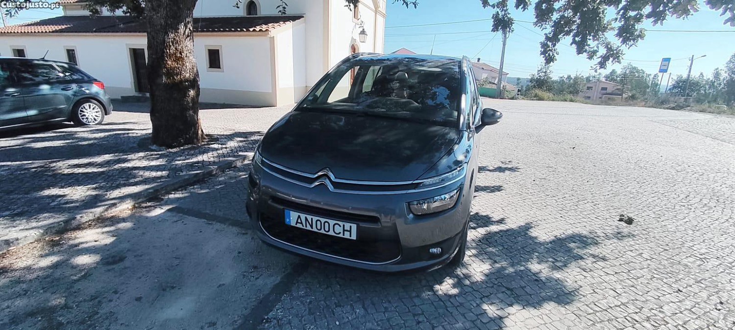 Citroën C4 Grand Picasso Exclusive 1.6 HDI de 2016 — photo 2